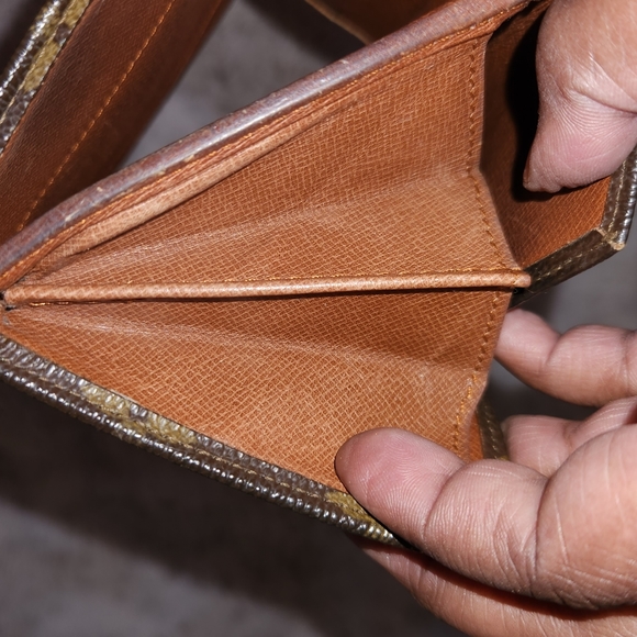 LOUIS VUITTON MONOGRAM CANVAS DOUBLE SNAP VINTAGE  WALLET ! - Picture 7 of 16